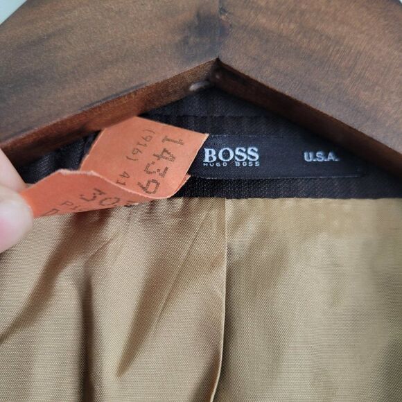 Hugo Boss Suit jacket size 42R‎ - Picture 2 of 12